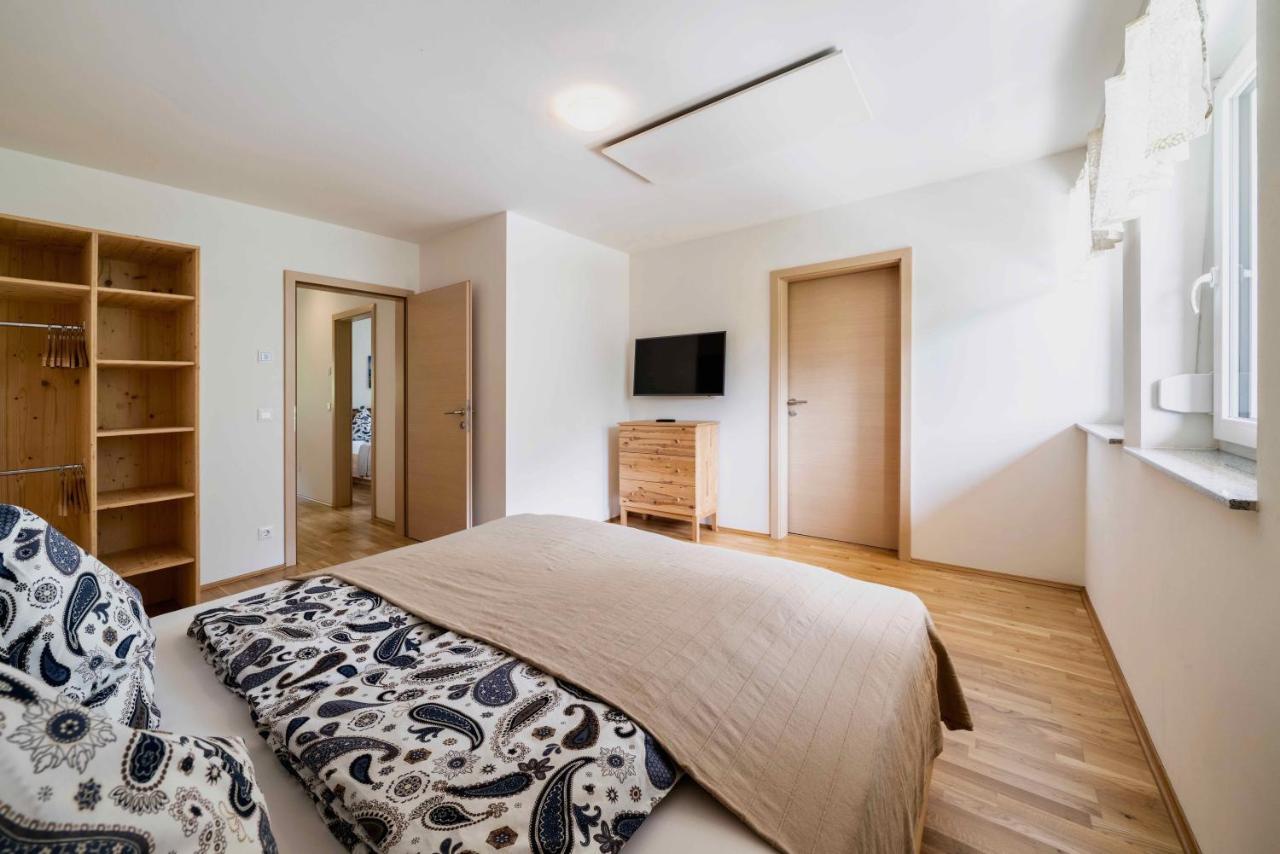 4Luxurioeses Ferienhaus In Traumhafter Landschaft 도브리아흐 외부 사진